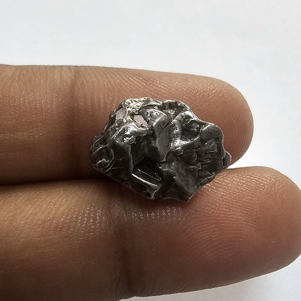 17.81 Carats Natural Meteorite 16.91 x 8.73 x 16.02 mm