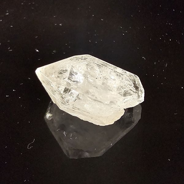 34.15 carats  Natural Herkimer diamond 9.10x13.86x25.79 mm