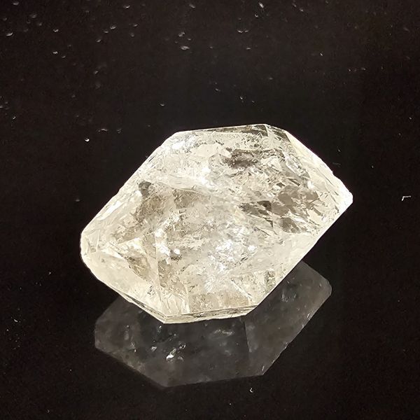 25.7  carats  Natural Herkimer diamond  3.36x14.32x10.22 mm