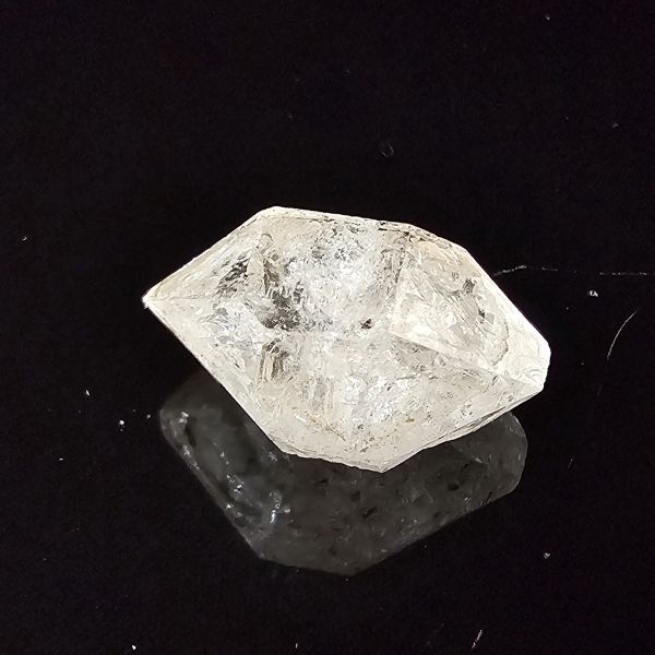 19.38  carats  Natural Herkimer diamond  16.55x8.48x2.39 mm