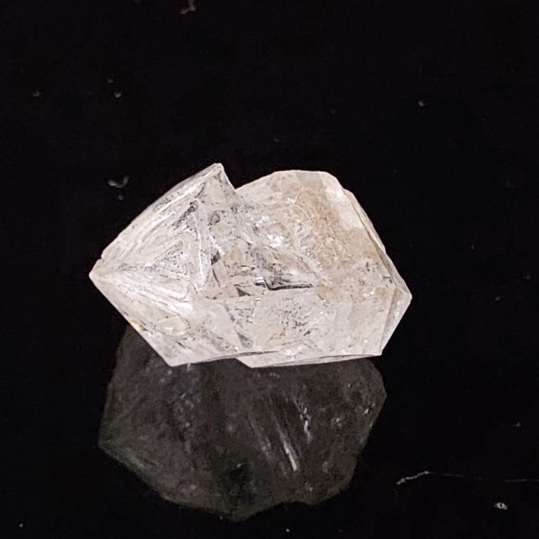 29.33  carats  Natural Herkimer diamond  17.62x0.62x5.39 mm