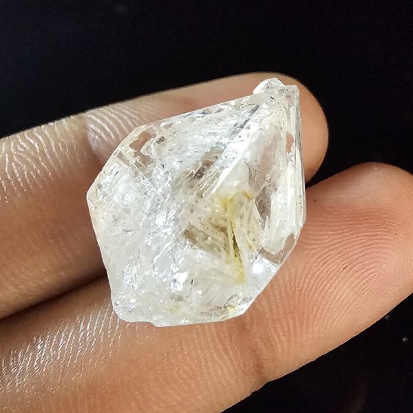 23.77 Carats Natural Herkimer Diamond  19.80 x 15.30 x 15.90 mm