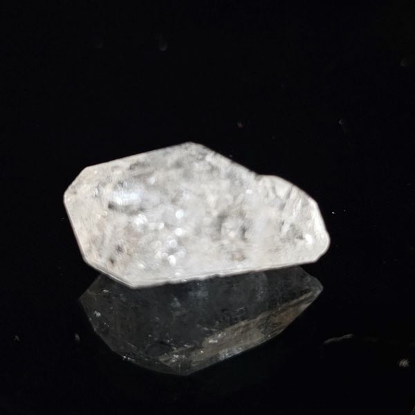 22.87  carats  Natural Herkimer diamond  4.74x16.34x12.43 mm