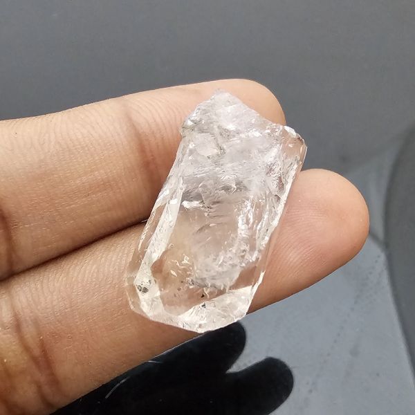 22.3 Carats Natural Herkimer Diamond 2.14x19.11x11.46 mm