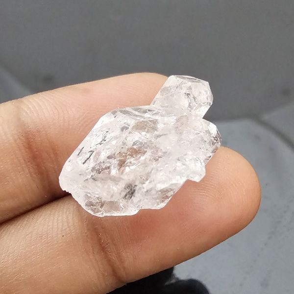 18.22 Carats Natural Herkimer Diamond 6.04x16.28x14.60 mm