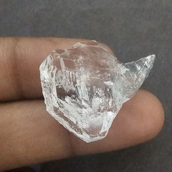 18.44  carats  Natural Herkimer diamond  0.97x8.15x19.22 mm