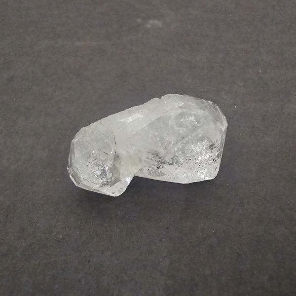 26.66  carats  Natural Herkimer diamond  1.96x14.84x12.87 mm