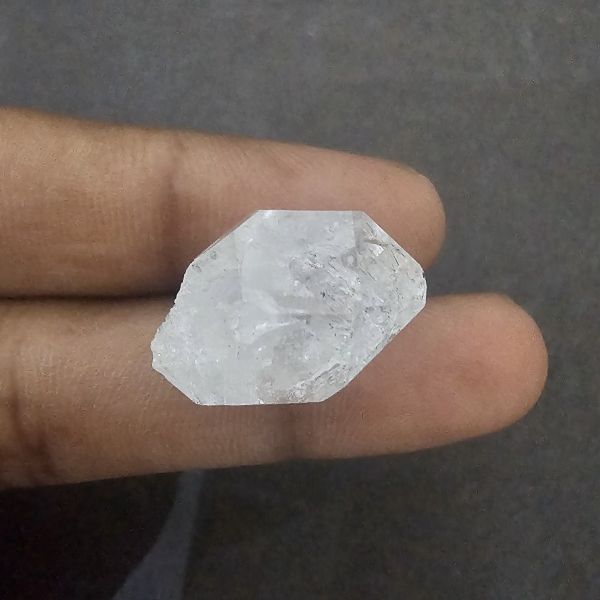 19.77  carats  Natural Herkimer diamond  7.58x14.14x14.32 mm