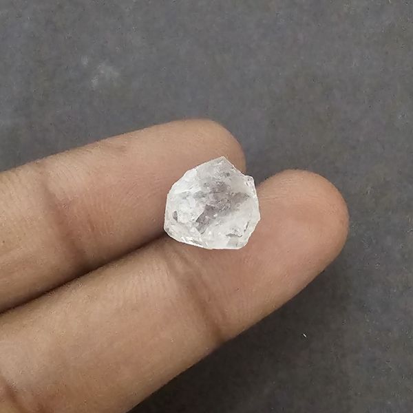 3.29  carats  Natural Herkimer diamond   18.19x17.03x22.07 mm