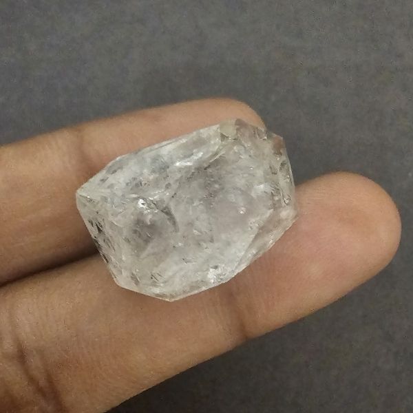 22.55  carats  Natural Herkimer diamond  5.72x13.64x15.41 mm