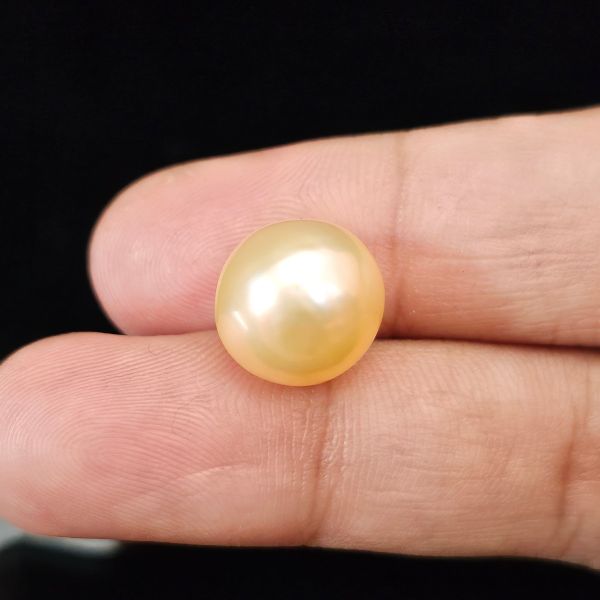 11.35  carats Natural Pink  Pearl  11.38x11.70x11.92 mm