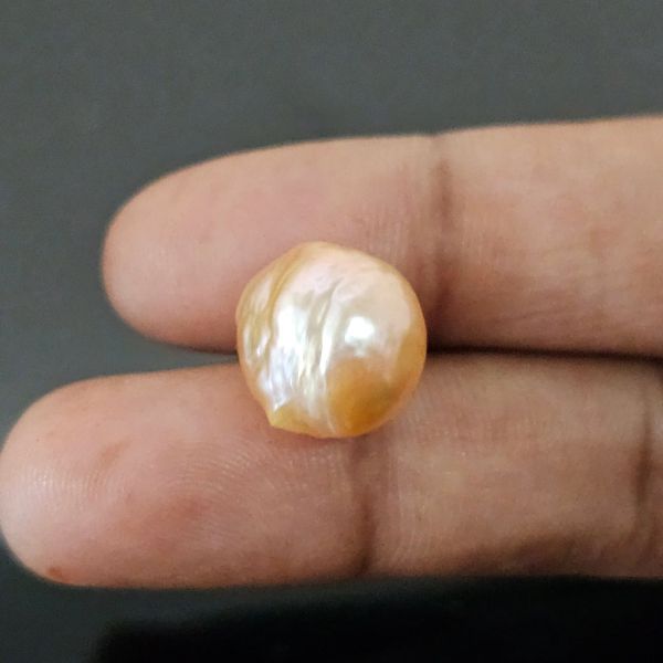 11.01 carats  Natural Pink  Pearl  11.63x11.46x11.96 mm