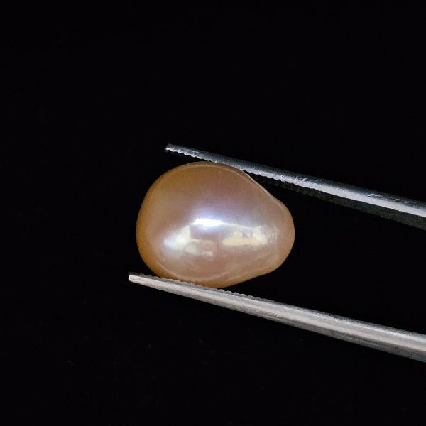 12.47  carats Natural  Pink  Pearl  14.01x11.35x11.41 mm