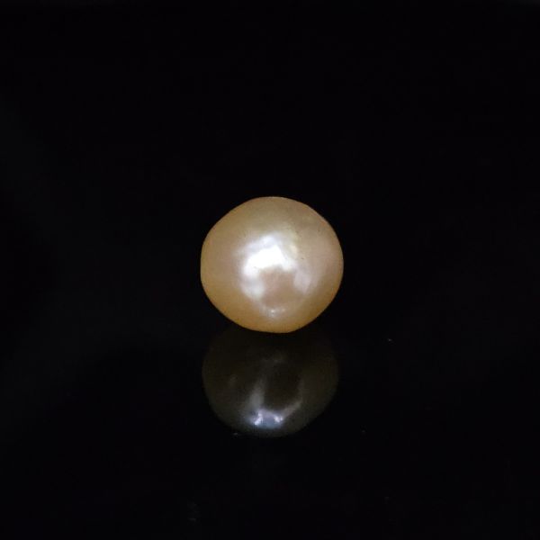 12.39 carats Natural pink Pearl 10.79x10.89x10.82 mm