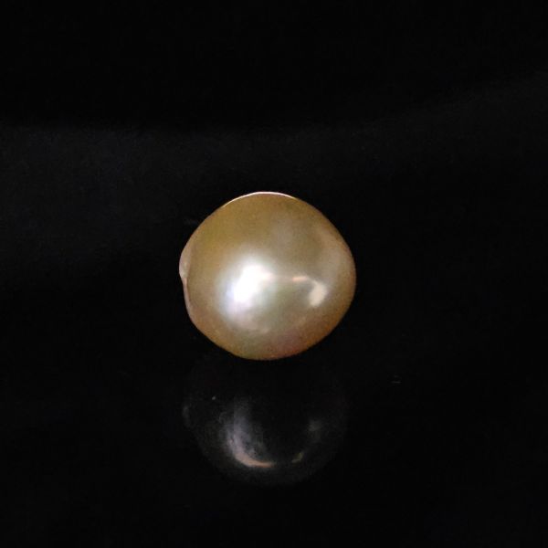 9.99 carats Natural pink Pearl 14.94x14.03x14.96 mm