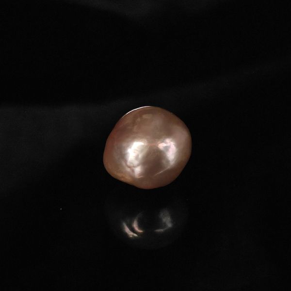 7.59 carats Natural pink Pearl 15.75x15.99x15.88 mm