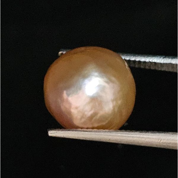 10.20 carats Natural pink Pearl 14.64x14.94x14.61mm