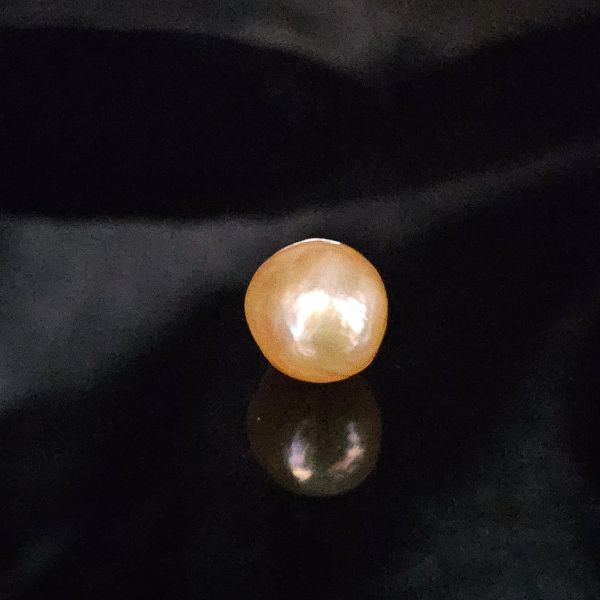 10.80 carats Natural pink Pearl 14.53x14.57x14.48 mm