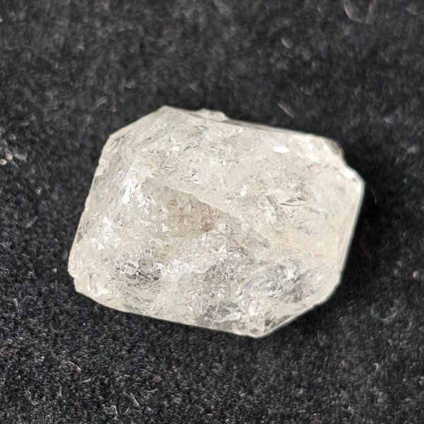 12.32 Carats Natural Herkimer Diamond White 17.26 x 11.82 x 8.66 mm