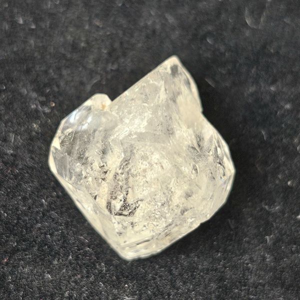 16.77 Carats Natural Herkimer Diamond White 16.86 x 14.95 x 12.14 mm