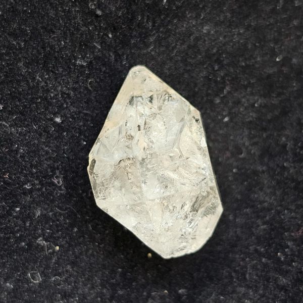 16.95 Carats Natural Herkimer Diamond  20.99x11.00x14.21 mm