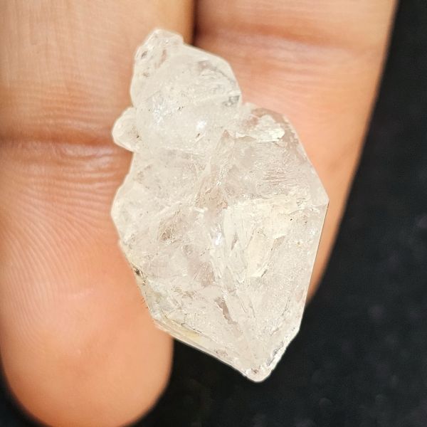 21.80 Carats Natural Herkimer Diamond 24.65 x 12.94 x 16.07 mm