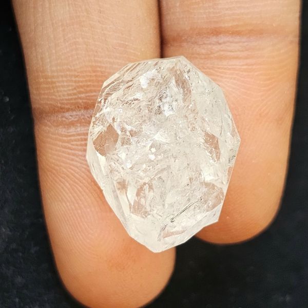 15.70 Carats Natural Herkimer Diamond 18.90 x 10.90 x 13.14 mm