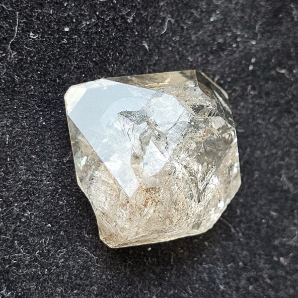 13.80 Carats Natural Herkimer Diamond 13.50x8.70x13.50 mm