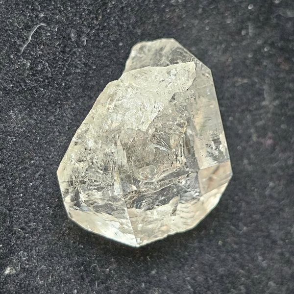 25.35 Carats Natural Herkimer Diamond 16.66 x 5.53 x 12.79 mm