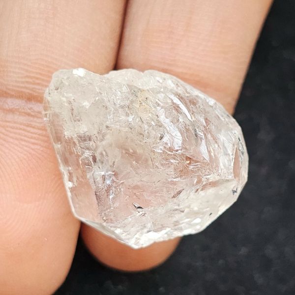 25.35 Carats Natural Herkimer Diamond 16.66 x 5.53 x 12.79 mm