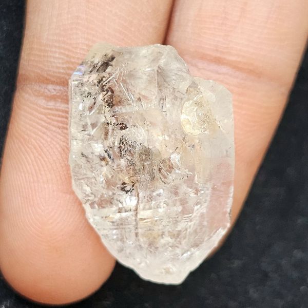 24.28 Carats Natural Herkimer Diamond 18.95 x 4.60 x 10.85 mm