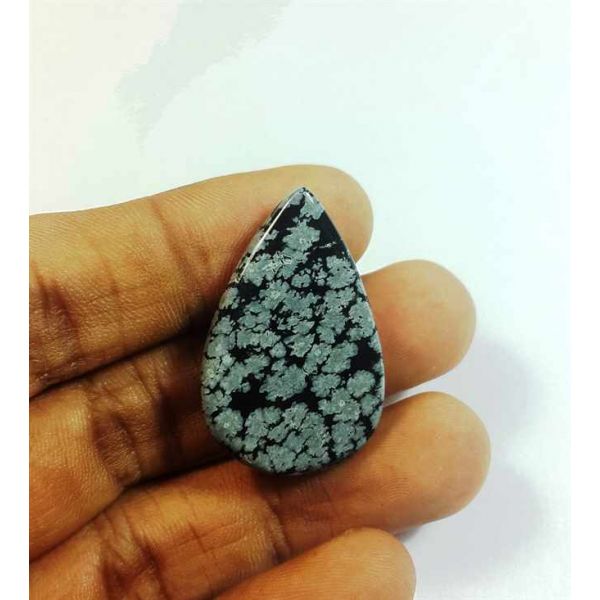30.44 Carats Snow Obsidian 32.44 x 21.03 x 6.79 mm