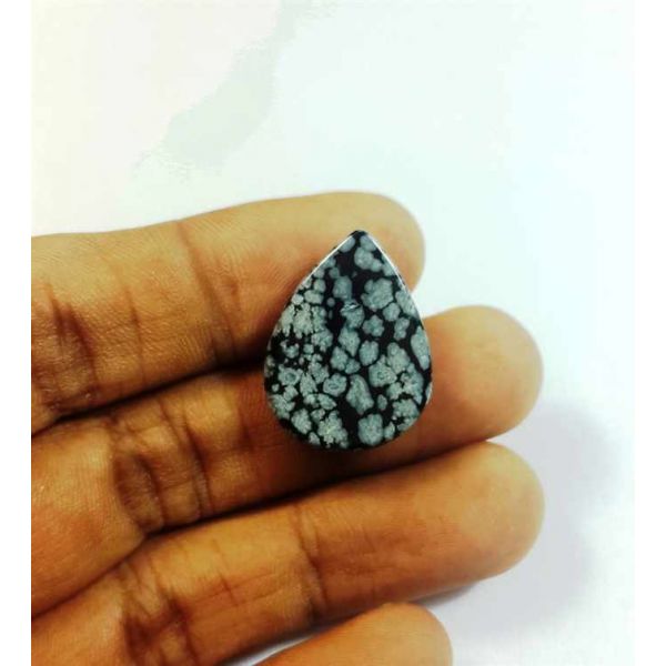 14.52 Carats Snow Obsidian 23.04 x 16.94 x 5.79 mm