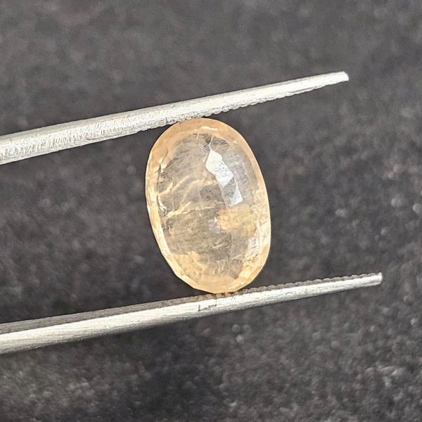 5.76 Carats Natural Orange Sapphire 12.55 x 8.50 x 5.10 mm