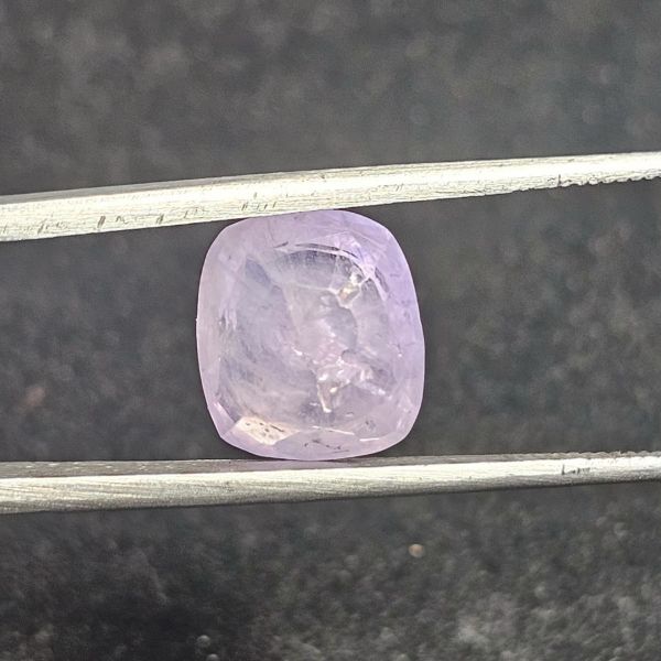 7.06 Carats Purple Natural Sapphire 10.40 x 10.08 x 5.89 mm