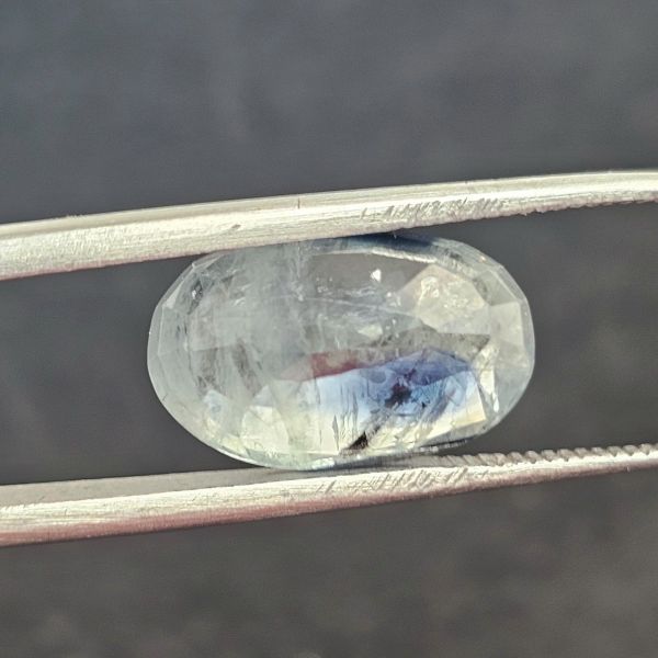 8.92 Carats Natural Sea Blue Sapphire 14.77 x 6.22 x 9.16 mm