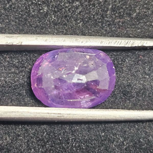 5.20 Carats Natural Voilet Purple Sapphire 11.32 x 8.32 x 5.00 mm