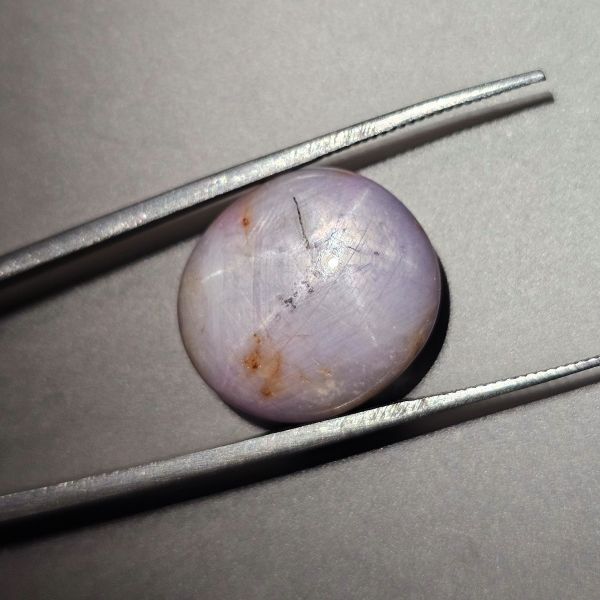 23.73 Carats Natural Gull Gray Star Sapphire 17.42 x 15.66 x 7.95 mm