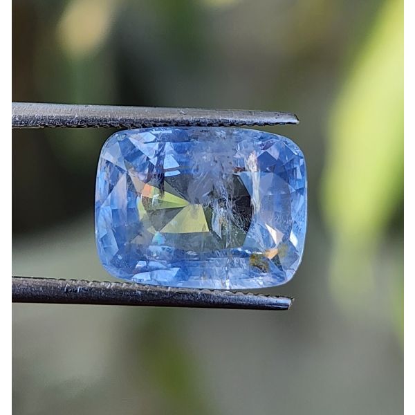 6.43 Carats Natural Blue Sapphire 10.19 x 9.32 x 5.34 mm