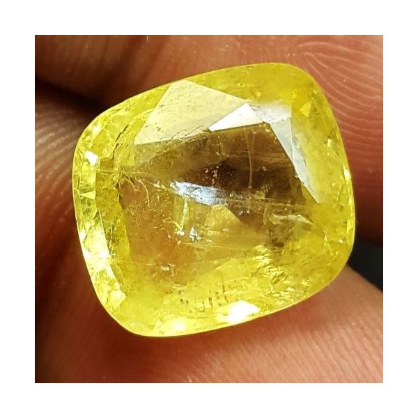 9.98 Carats Yellow Sapphire  13.86 x 11.26 x 5.84 mm