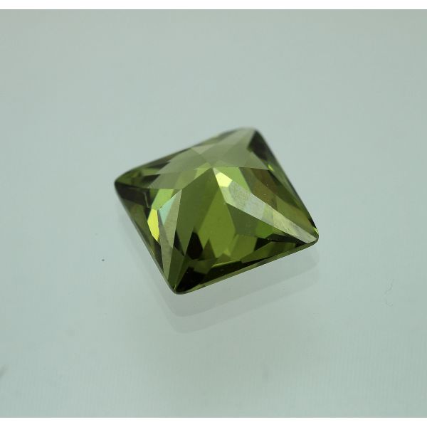 14 Carats Olive Green Cubic Zircon Square shape 12x12 MM