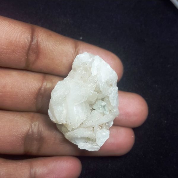 70.30 carat Natural Whewellite 38.85x27.12x21.74mm