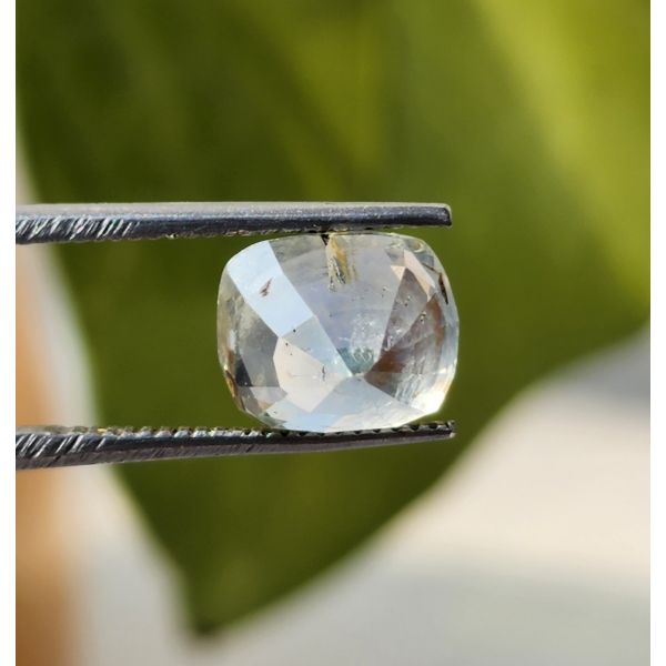 3.25 Carats Natural Olive Green Sapphire 8.13x6.84x5.77mm