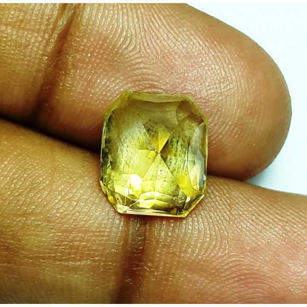 7.66 Carats Natural Yellow Sapphire 11.10x9.71x7.61mm