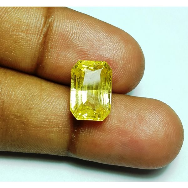 7.80 Carats Natural Yellow Sapphire 12.52x8.64x6.87mm