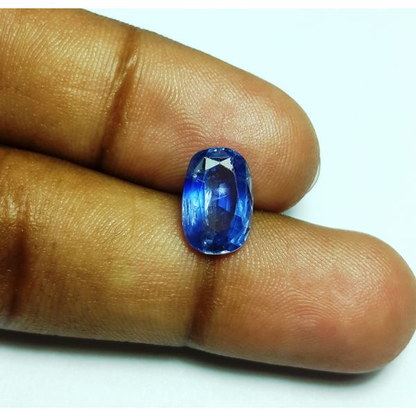 4.22 Carats Natural Blue Sapphire 11.15x7.48x5.31mm