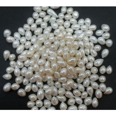 Drop Shaped Fresh Water Pearl Undrilled 110/112_7