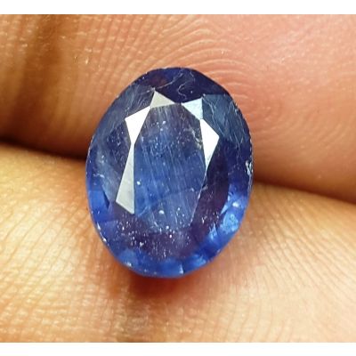 3.65 Carats Natural Blue Sapphire 10.05 x 7.92 x  4.17 mm