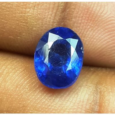 3.93 Carats Natural Blue Sapphire 9.35x7.40x5.65 mm