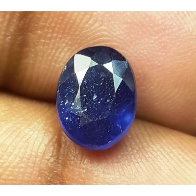 3.95 Carats Natural Blue Sapphire 9.45 x  7.20 x 5.32 mm